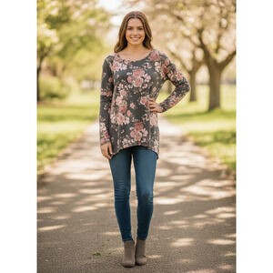 Women Blouse Signature Studio Women's Floral Cage-Sleeve Top Size S Black Floral